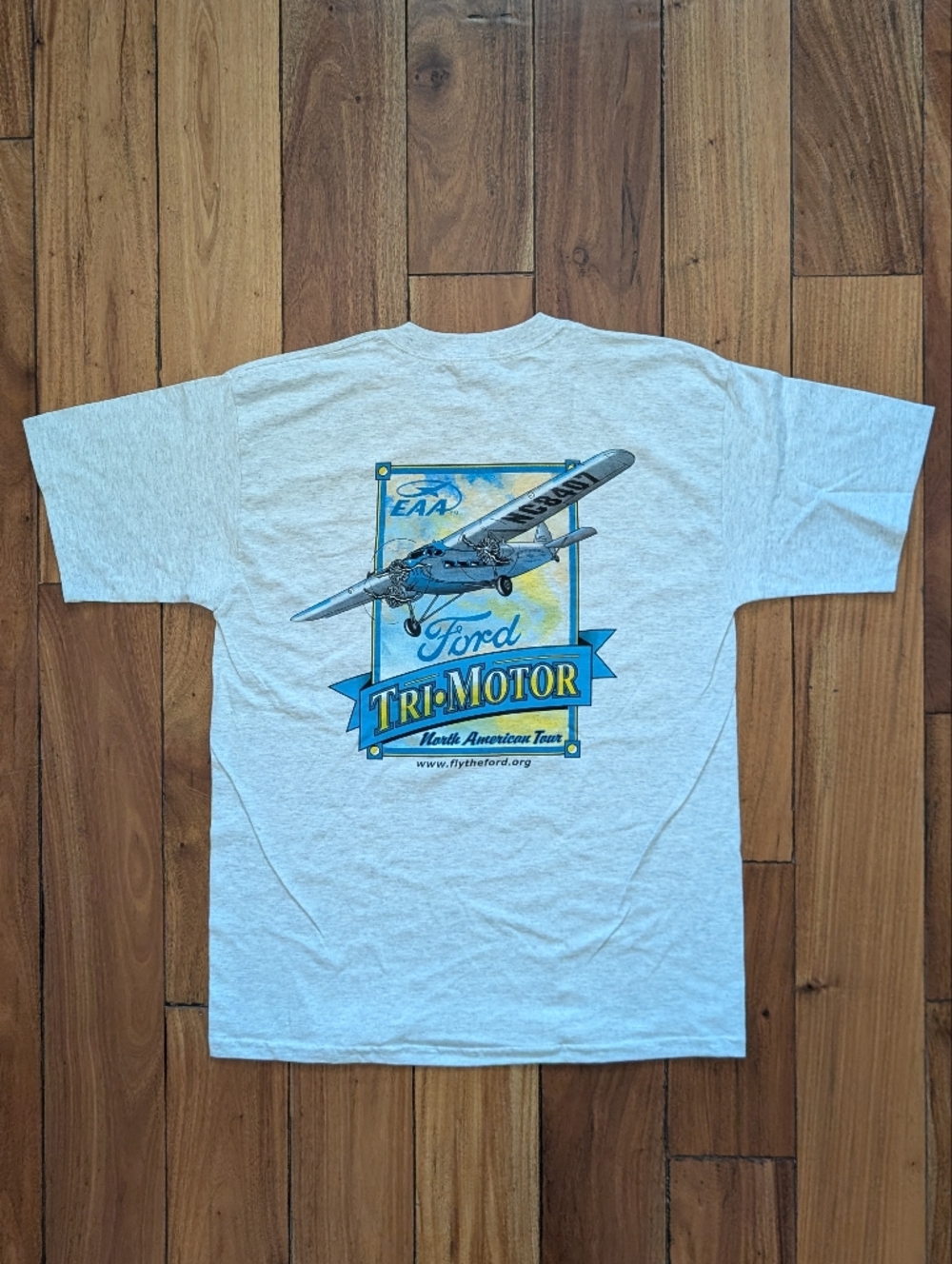 Ford Tri-Motor Airplane T-shirt (L)